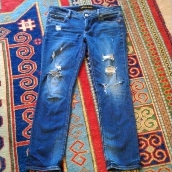 EXPRESS- Cropped Skinny Low Rise Distressed Jeans size 8
